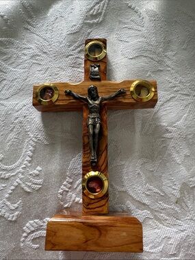 Jerusalem Holy Land Olive Wood Crucifix with Metal Corpus and Gold Tone Capsules